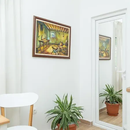Plamenatz Studio Apartments Virpazar Exterior photo
